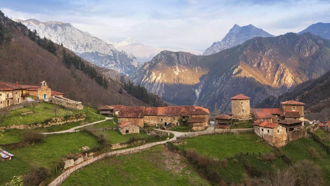 فيلا El Pedroso De Llanes Villahormes المظهر الخارجي الصورة